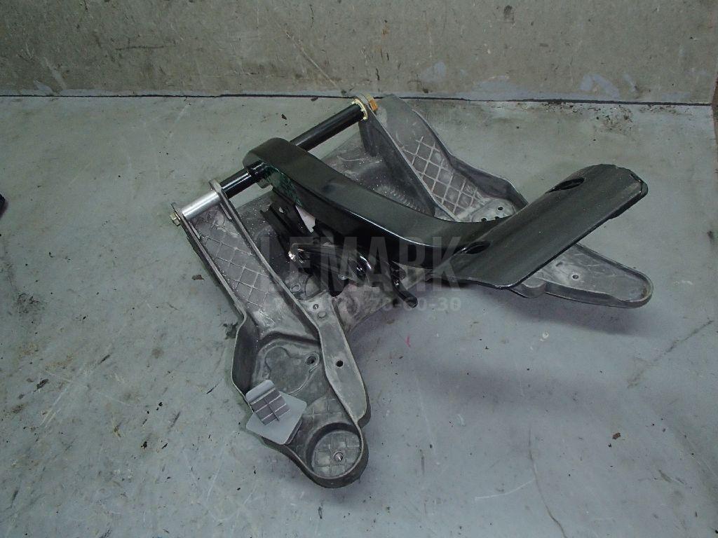 Педаль тормоза 7L0723142B VAG