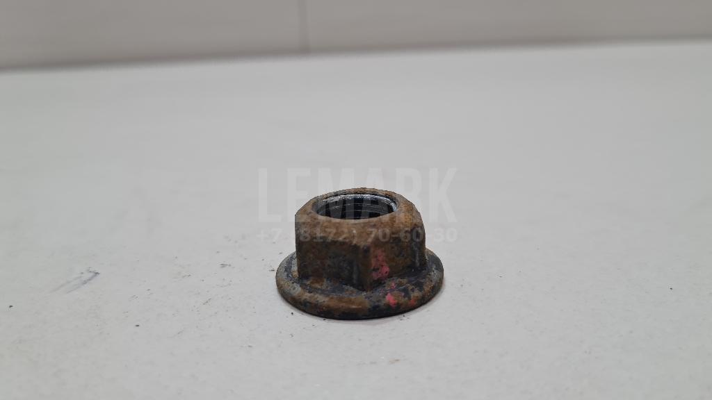 Гайка 626184R000 Hyundai-Kia