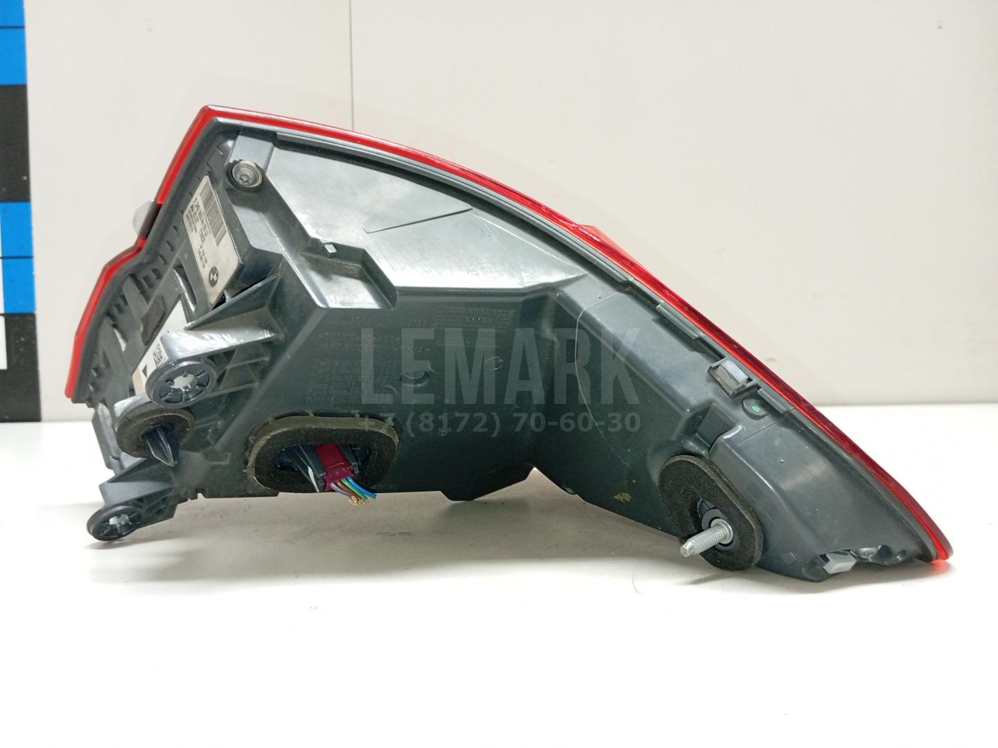 Фонарь задний наружный левый для  BMW 7-serie E65/E66 2001-2008