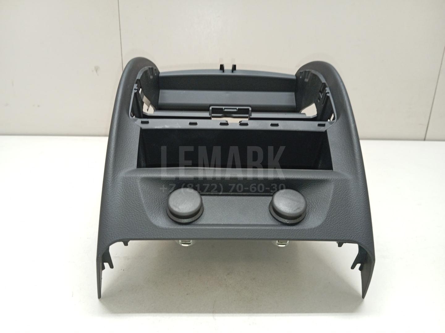 Накладка (кузов внутри) для  BMW 7-serie F01/F02 2008-2015