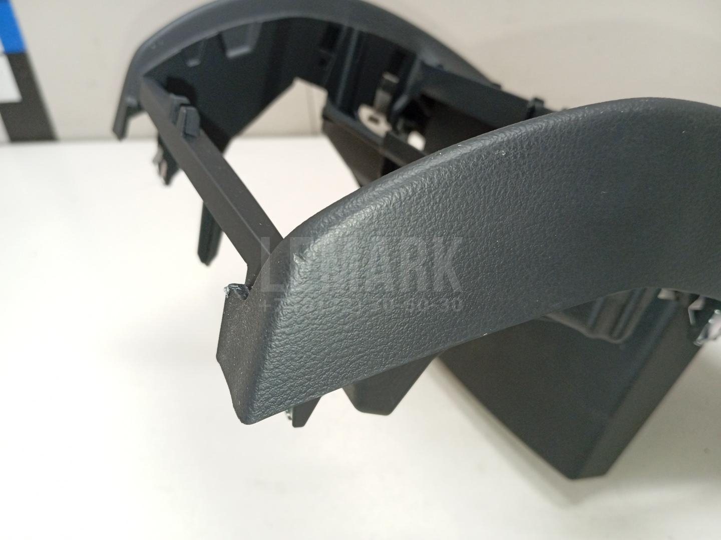 Накладка (кузов внутри) для  BMW 7-serie F01/F02 2008-2015