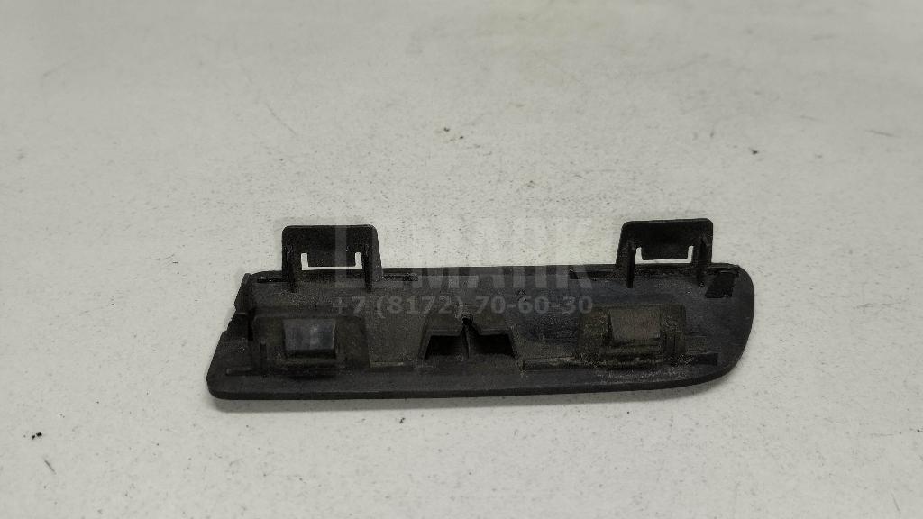 Заглушка буксировочного крюка для  Astra HD 8 2005-2011