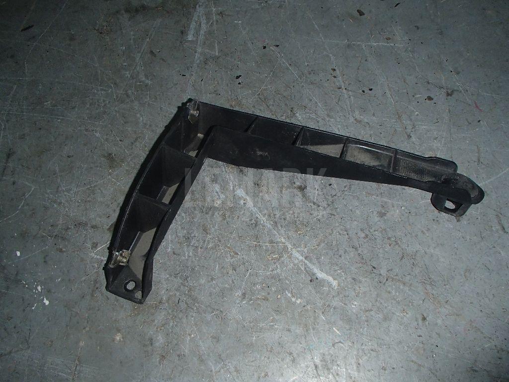 Направляющая заднего бампера левая 7L6807861 VAG