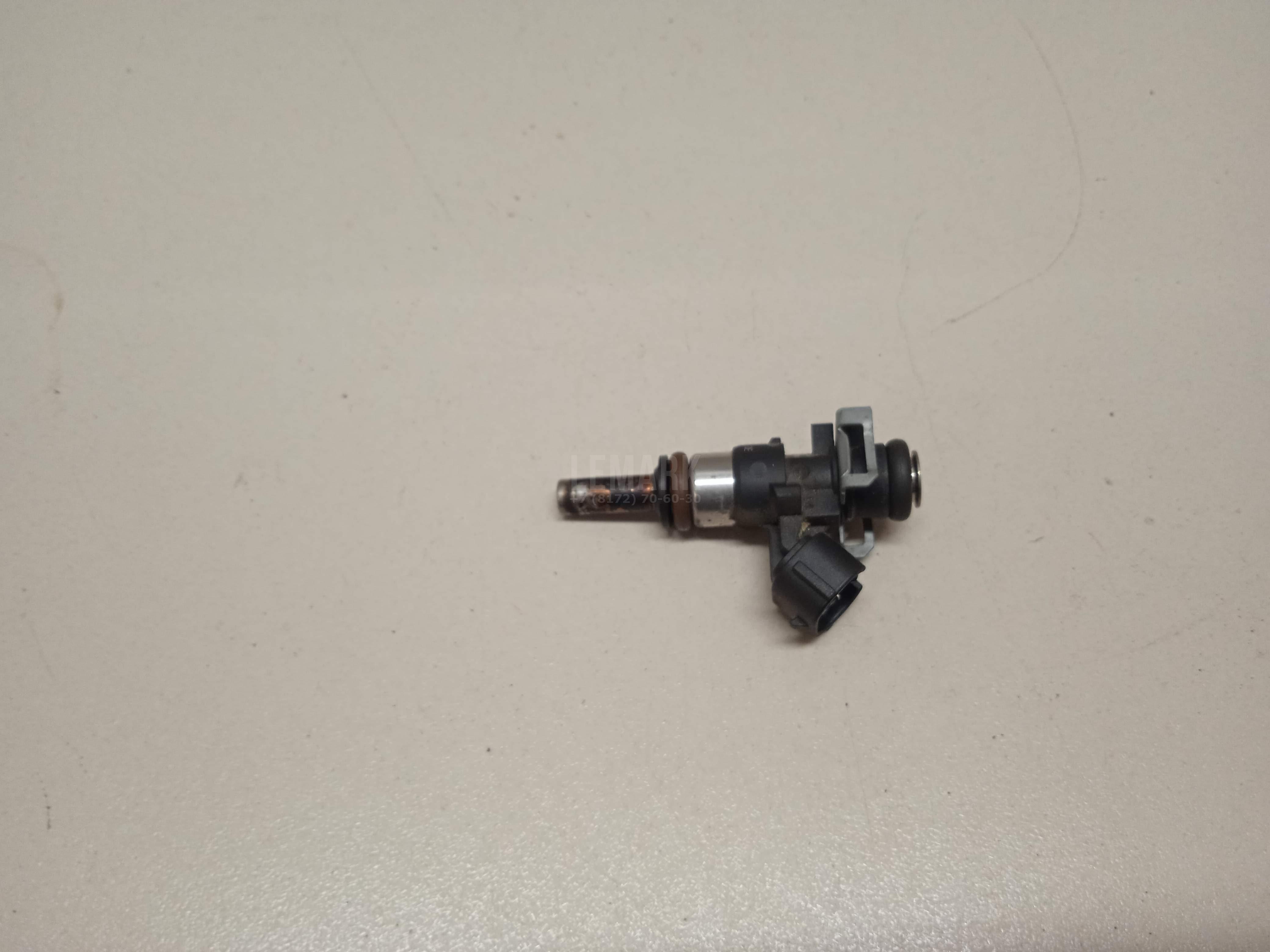 Форсунка инжекторная электрическая 06L906031A VAG