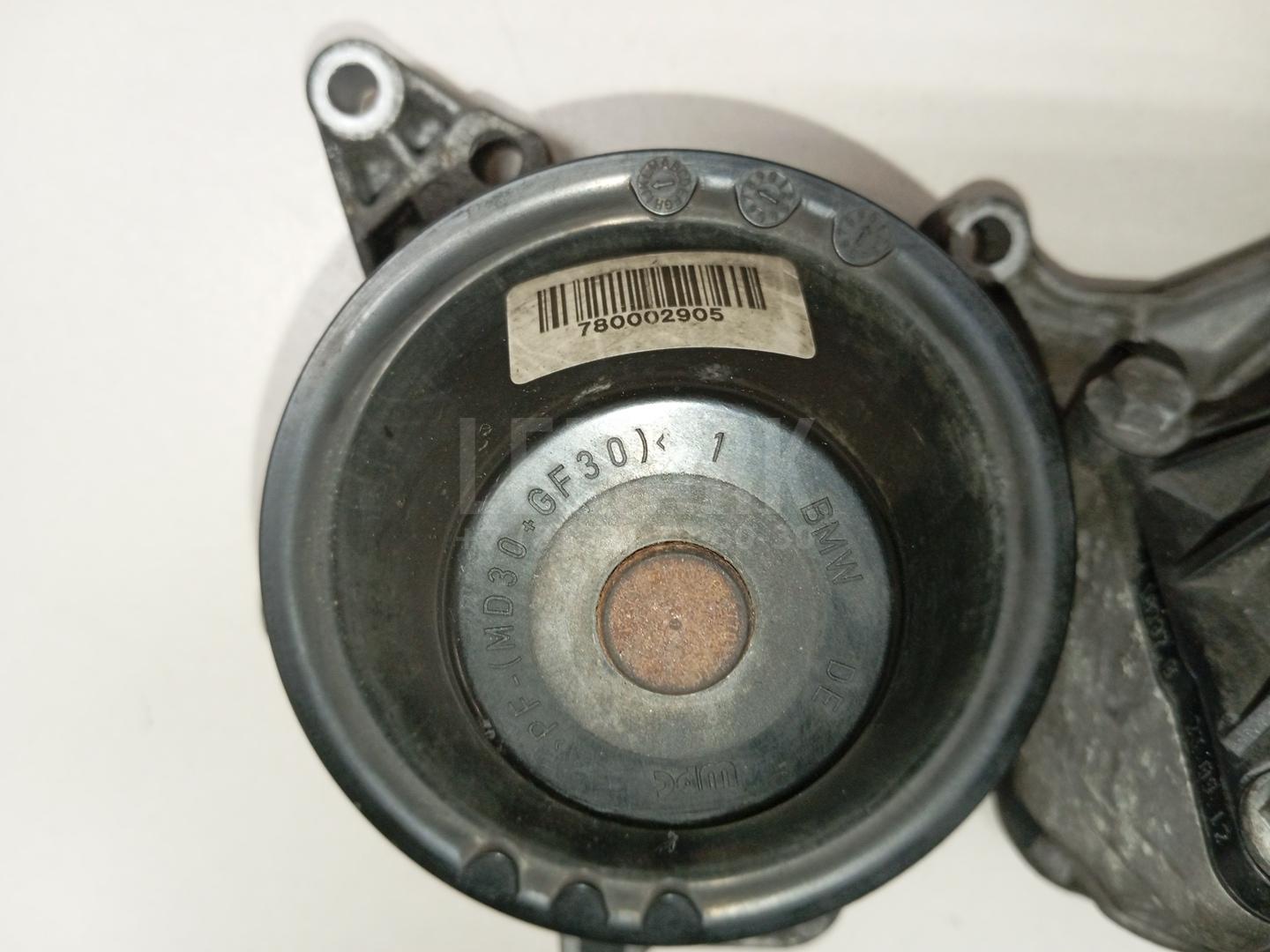 Насос водяной (помпа) для  BMW 3-serie E92/E93 2006-2012