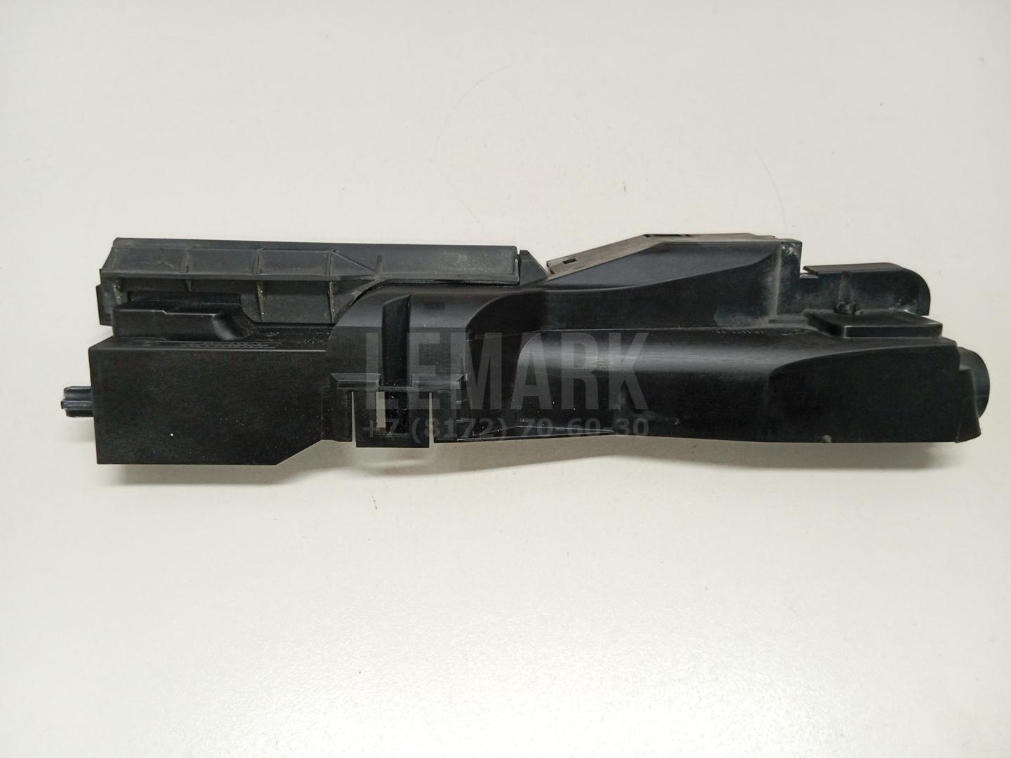 Кронштейн радиатора для  Citroen C4 2004-2011
