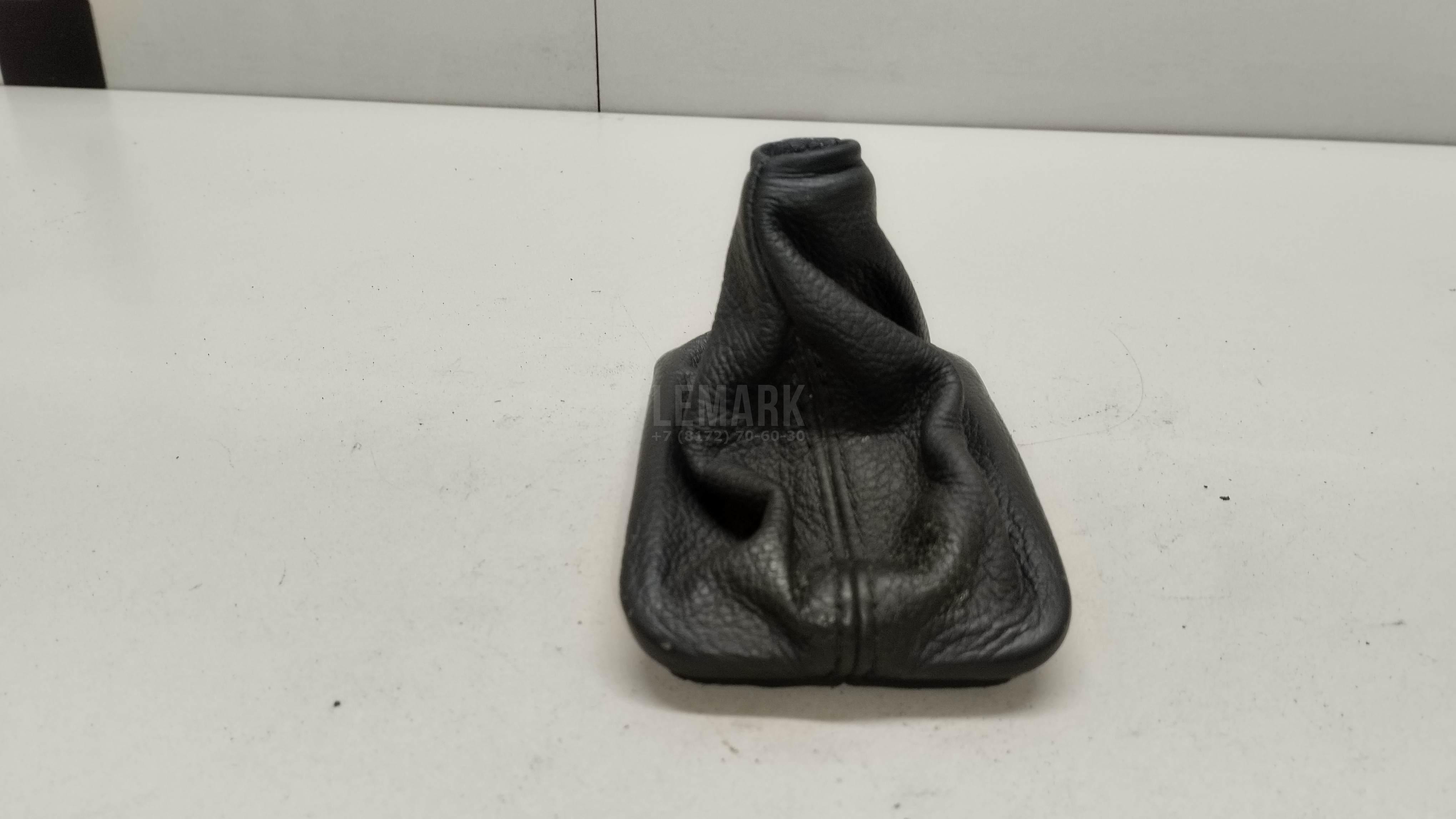 Чехол кулисы для  BMW 1-serie F20/F21 2011-2019