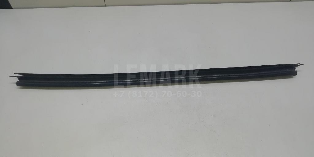 Уплотнитель стекла двери для  BMW 7-serie G11/G12 2015-2022