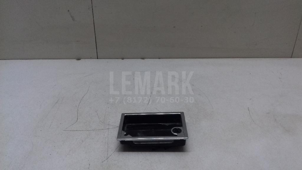 Пепельница передняя 7L6857311 VAG
