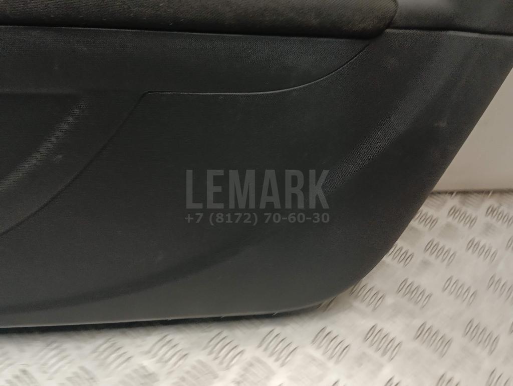 Обшивка двери передней правой для  Citroen C4 2004-2011