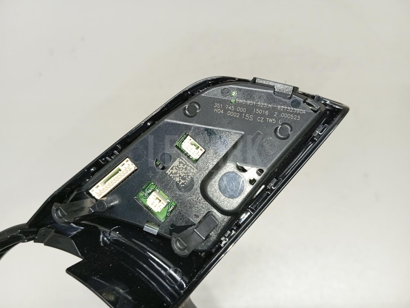 Кнопка многофункциональная для  Audi Q6 2022