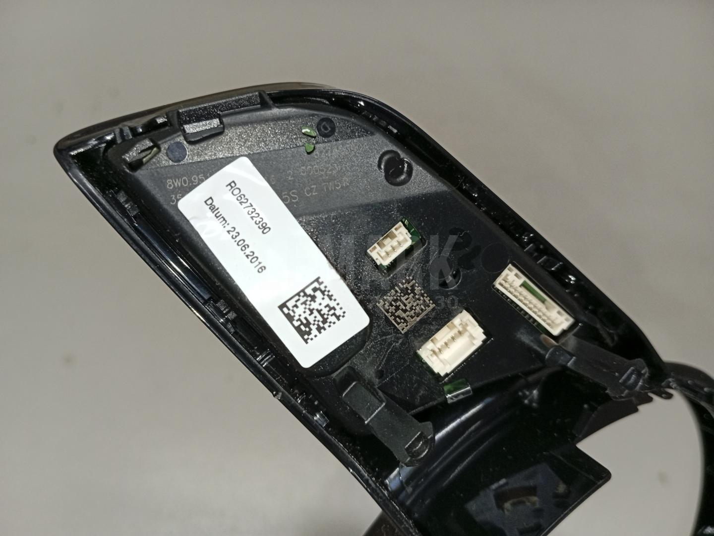 Кнопка многофункциональная для  Audi Q6 2022