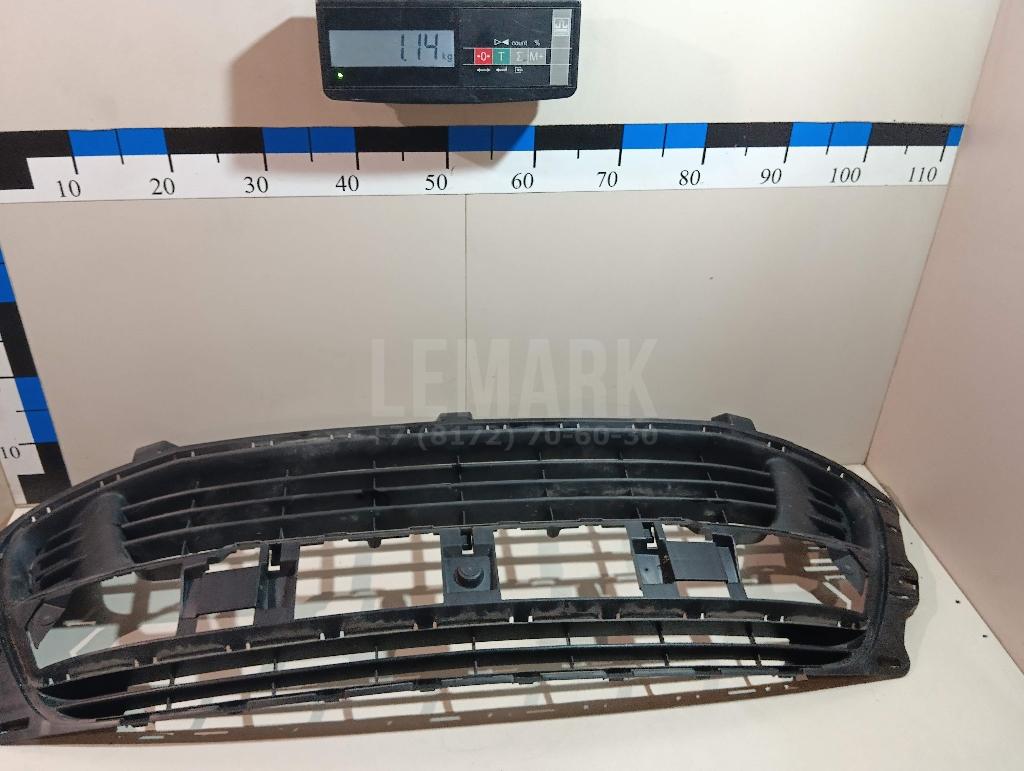 Решетка в бампер центральная для  BMW X6 F16/F86 2014-2020