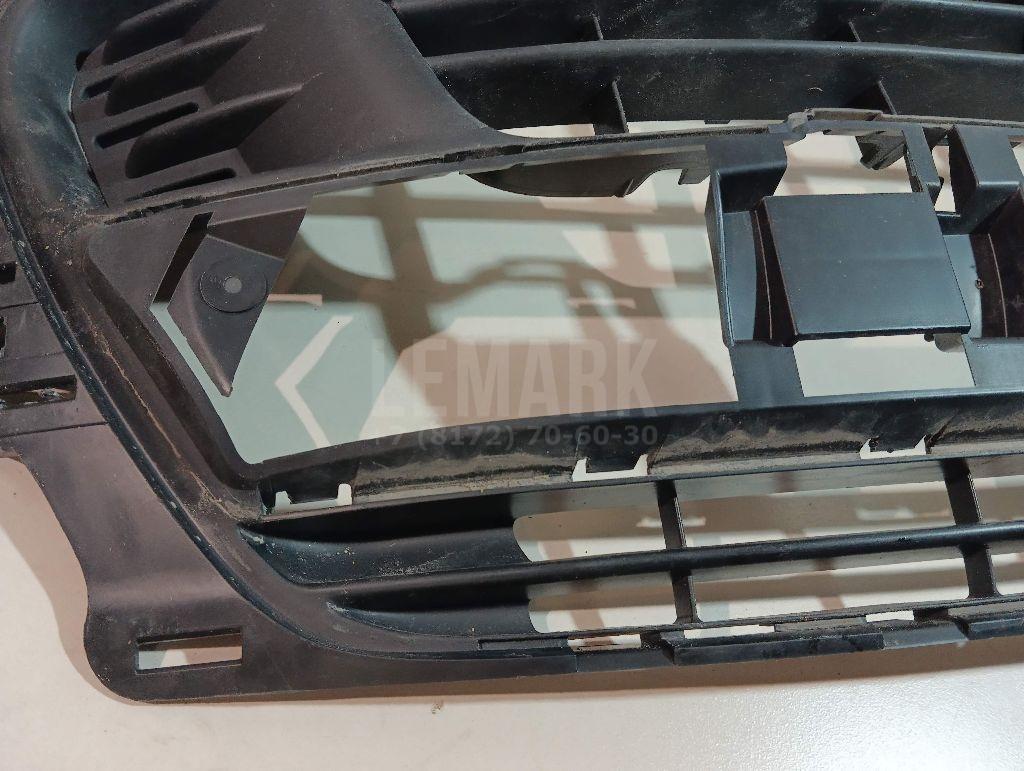 Решетка в бампер центральная для  BMW X6 F16/F86 2014-2020