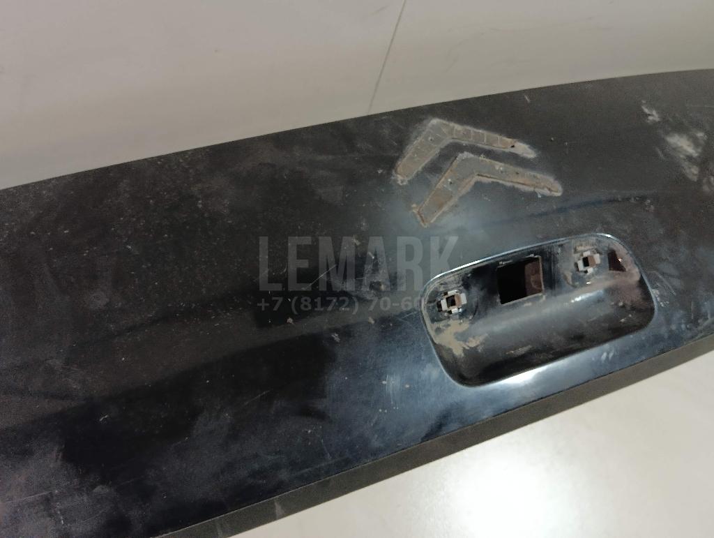 Накладка двери багажника для  Fiat Punto III/Grande Punto (199) 2005-2018