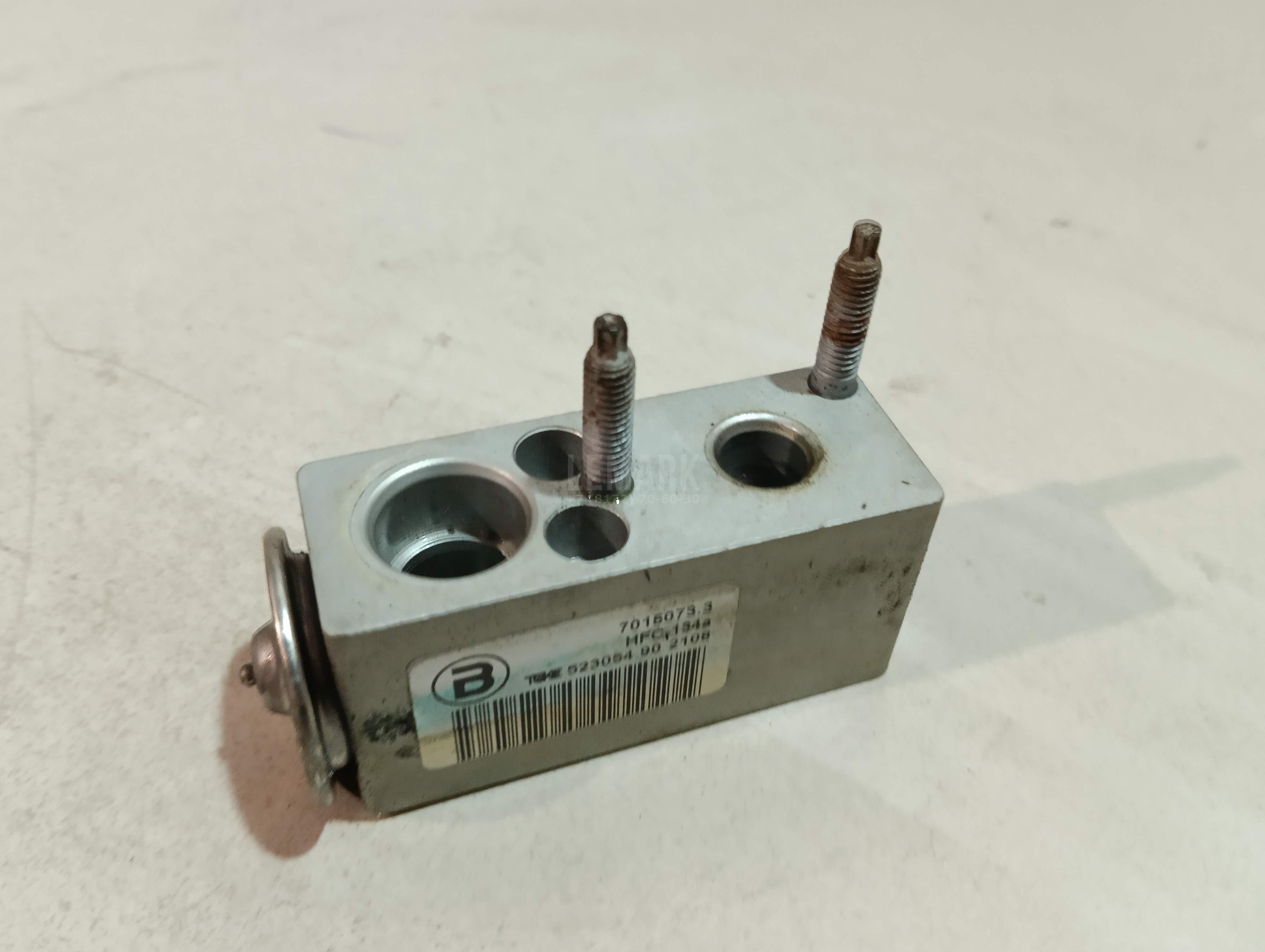 Клапан кондиционера для  Astra HD 8 2005-2011