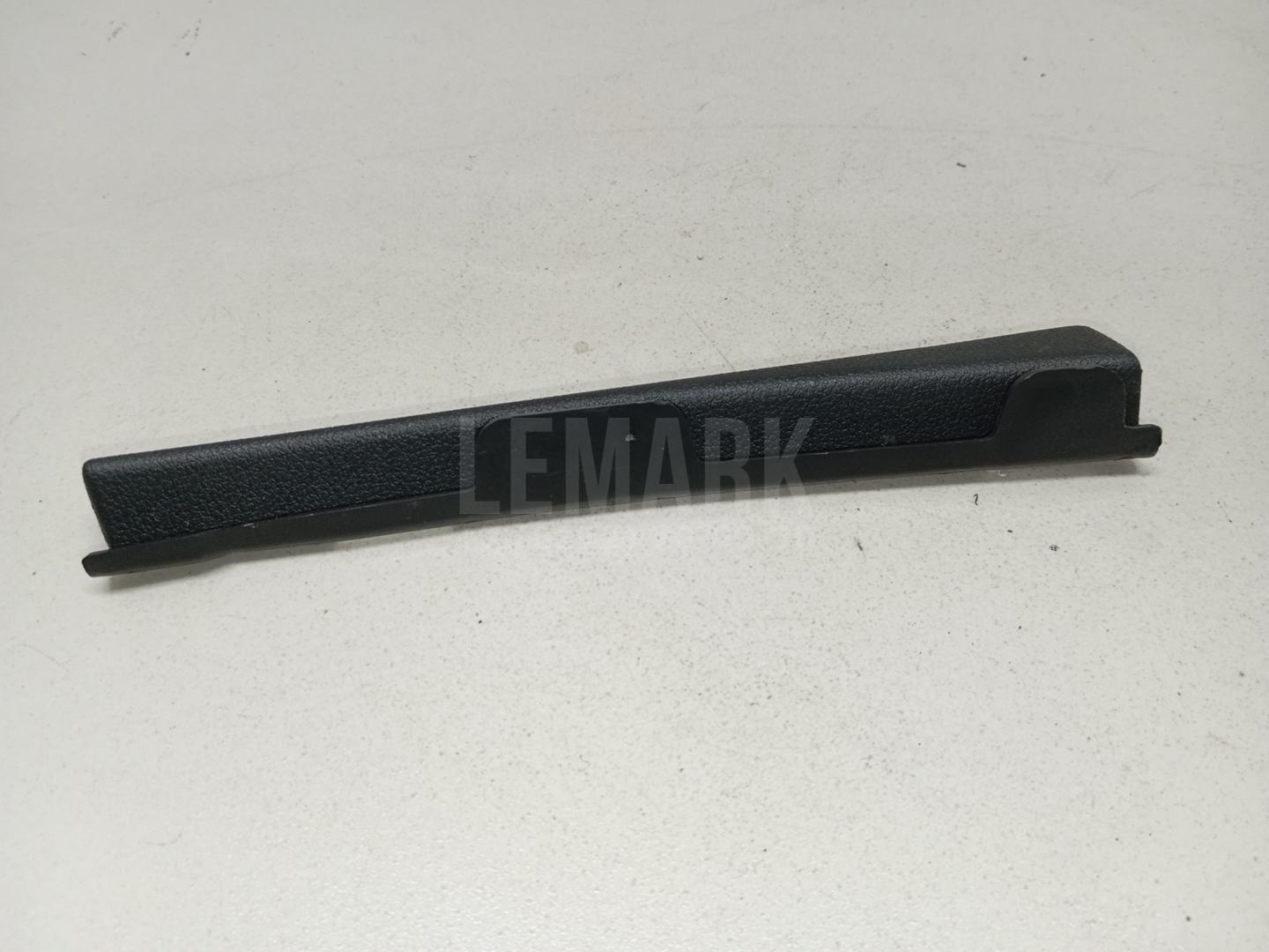 Обшивка стойки для  BMW 7-serie F01/F02 2008-2015