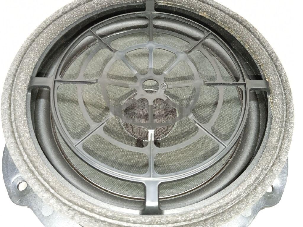 Динамик для  Audi V8 1988-1994