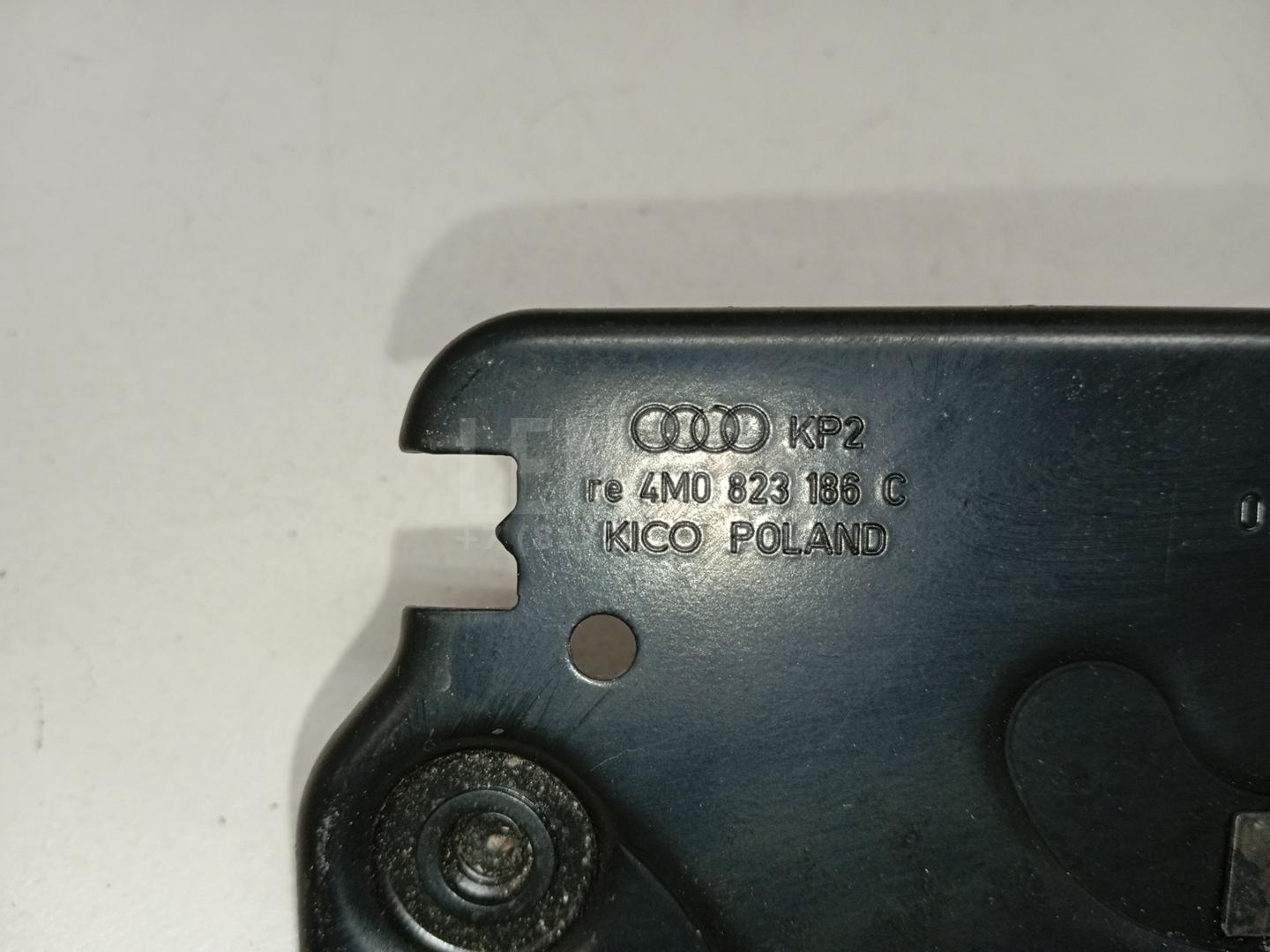 Ответная часть замка капота для  Astra HD 8 2005-2011
