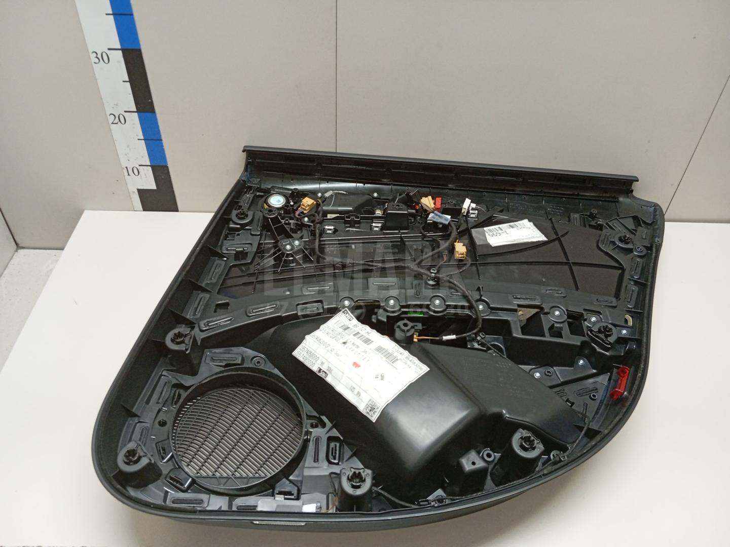 Обшивка двери задней левой для  Audi A3 [8V] 2013-2020