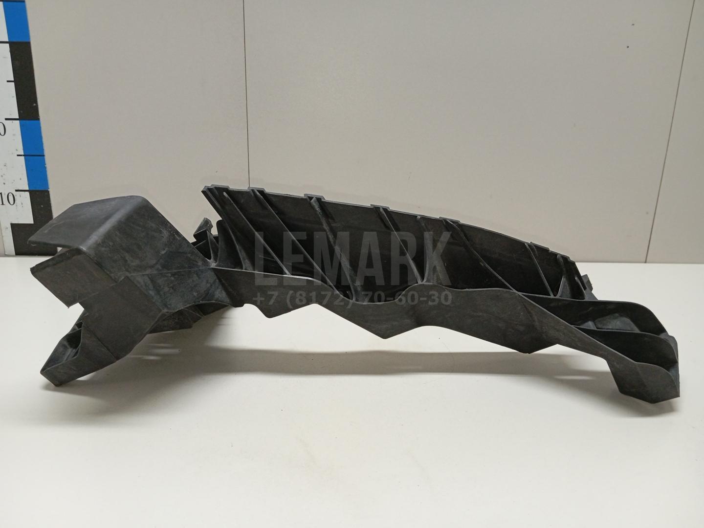 Кронштейн фар левый для  BMW 1-serie E82/E88 2007-2013