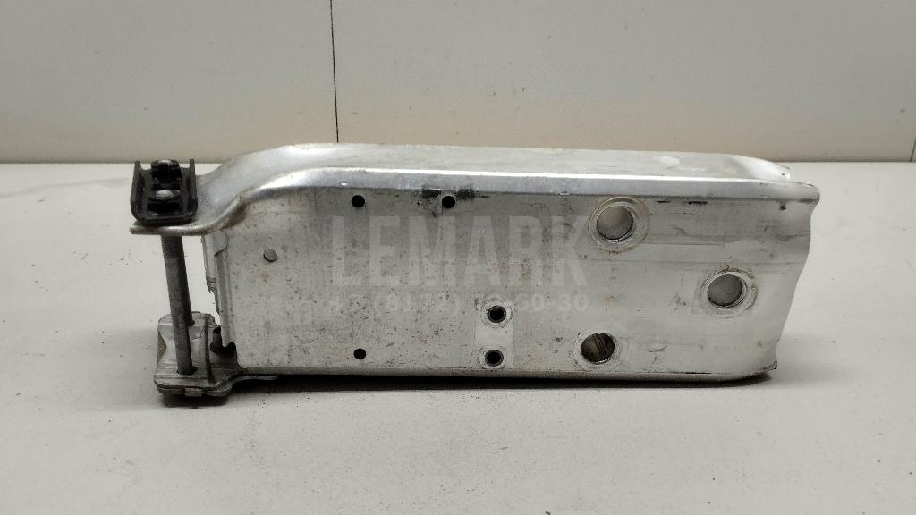 Кронштейн усилителя переднего бампера правый для  BMW 7-serie E65/E66 2001-2008