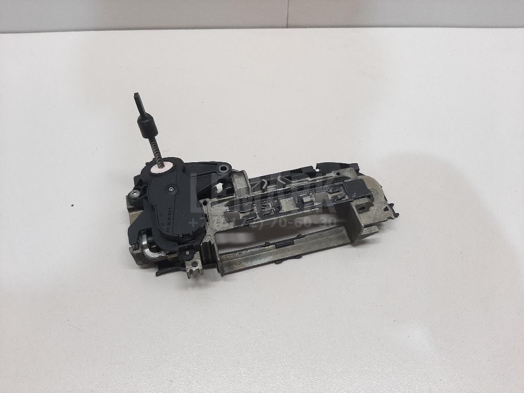Кронштейн ручки для  Cadillac Escalade II 2000-2006