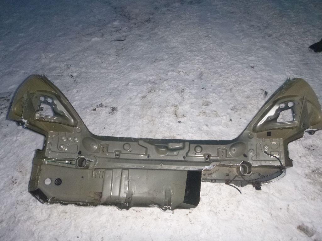 Панель задняя
