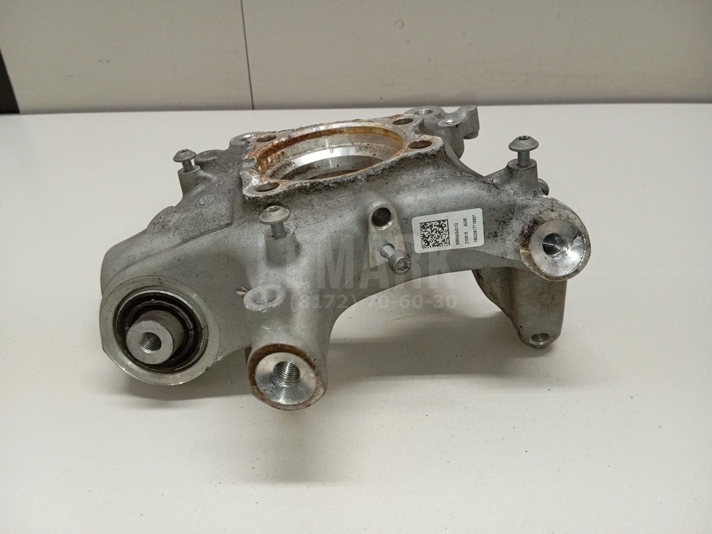 Кулак поворотный задний левый для  BMW 1-serie E82/E88 2007-2013