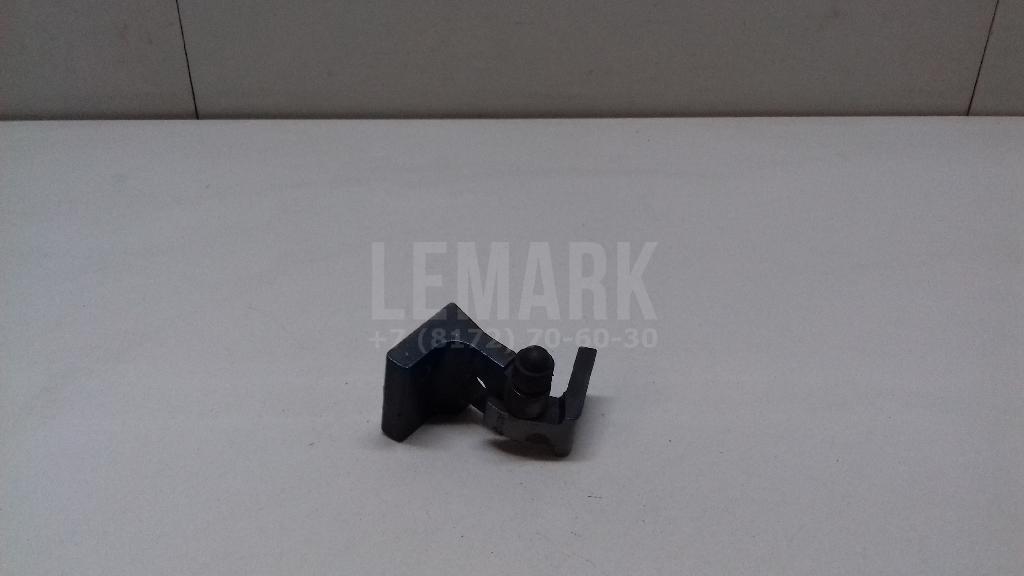 Петля двери задней правой верхняя 7L0833402C VAG