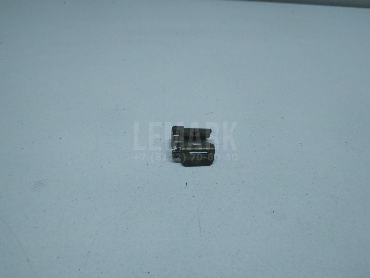 Крепеж форсунки 817934 GM