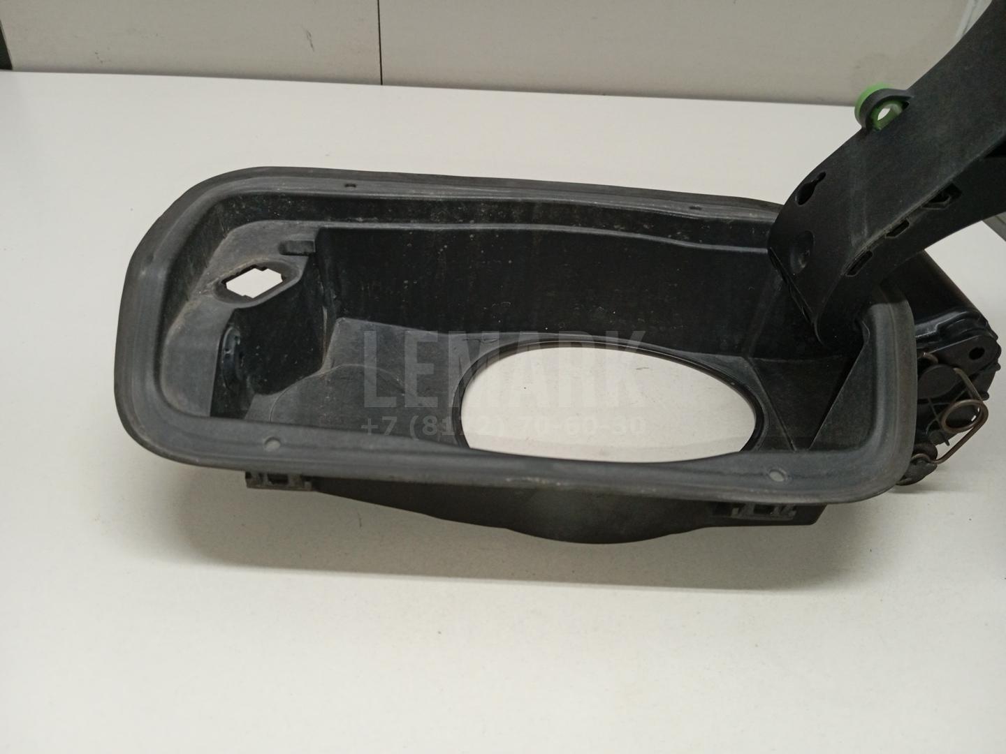 Ниша лючка бензобака для  BMW 1-serie F20/F21 2011-2019