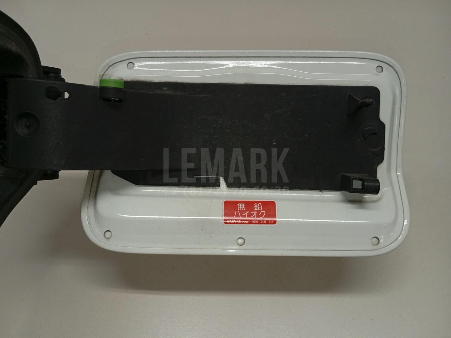 Ниша лючка бензобака для  BMW 1-serie F20/F21 2011-2019