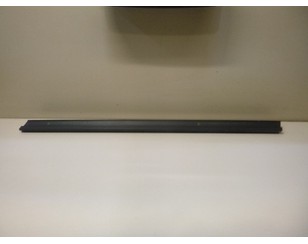 Накладка стекла переднего правого для Skoda Yeti 2009-2018 БУ состояние отличное