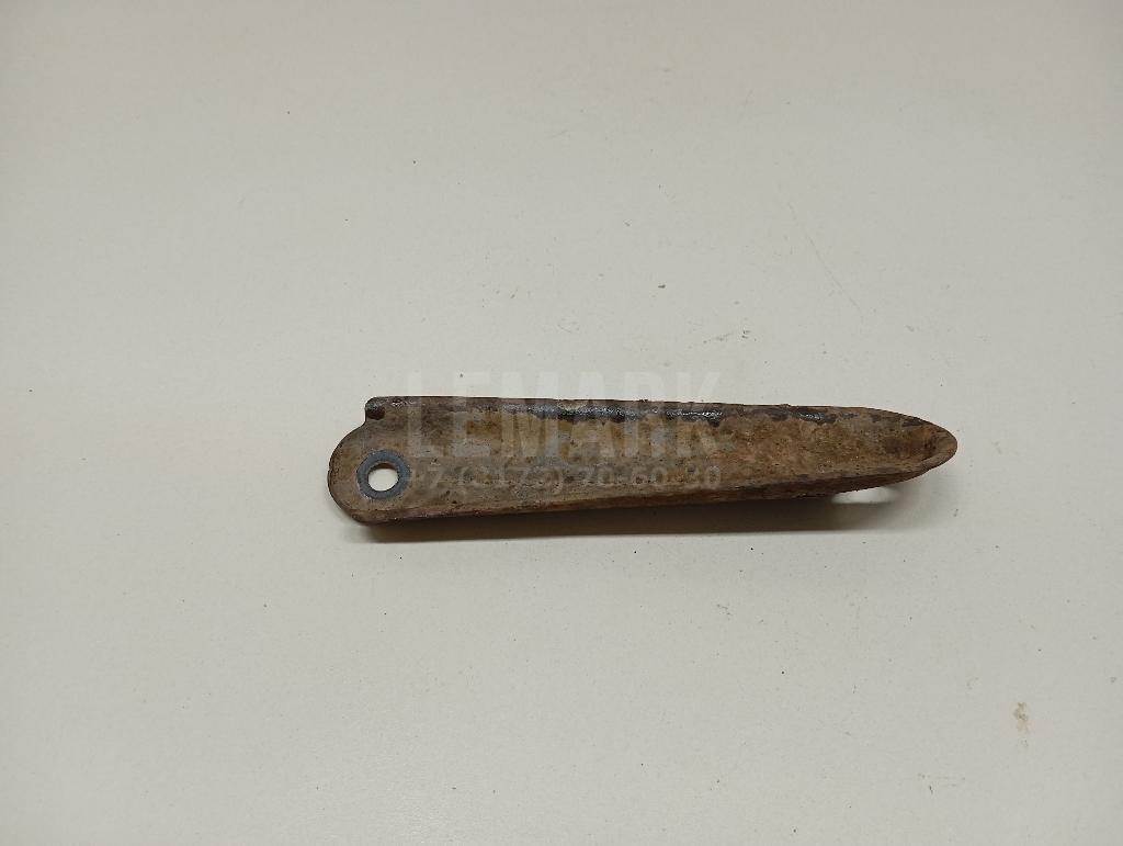 Кронштейн задней балки 5229612010 Toyota