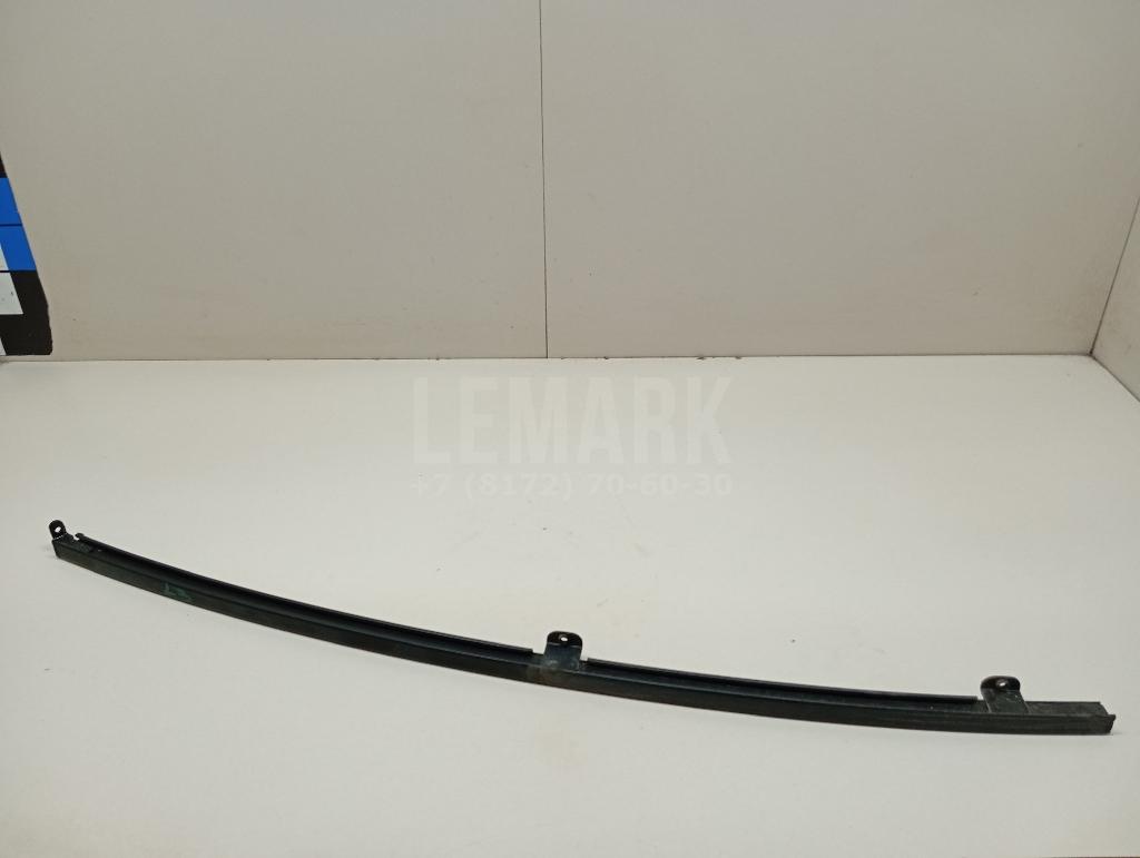 Направляющая стекла двери 6740842030 Toyota