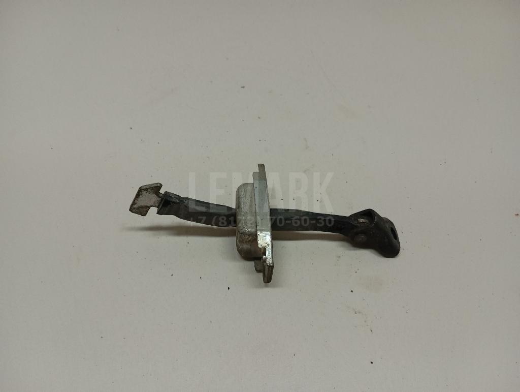 Ограничитель двери 6863042030 Toyota