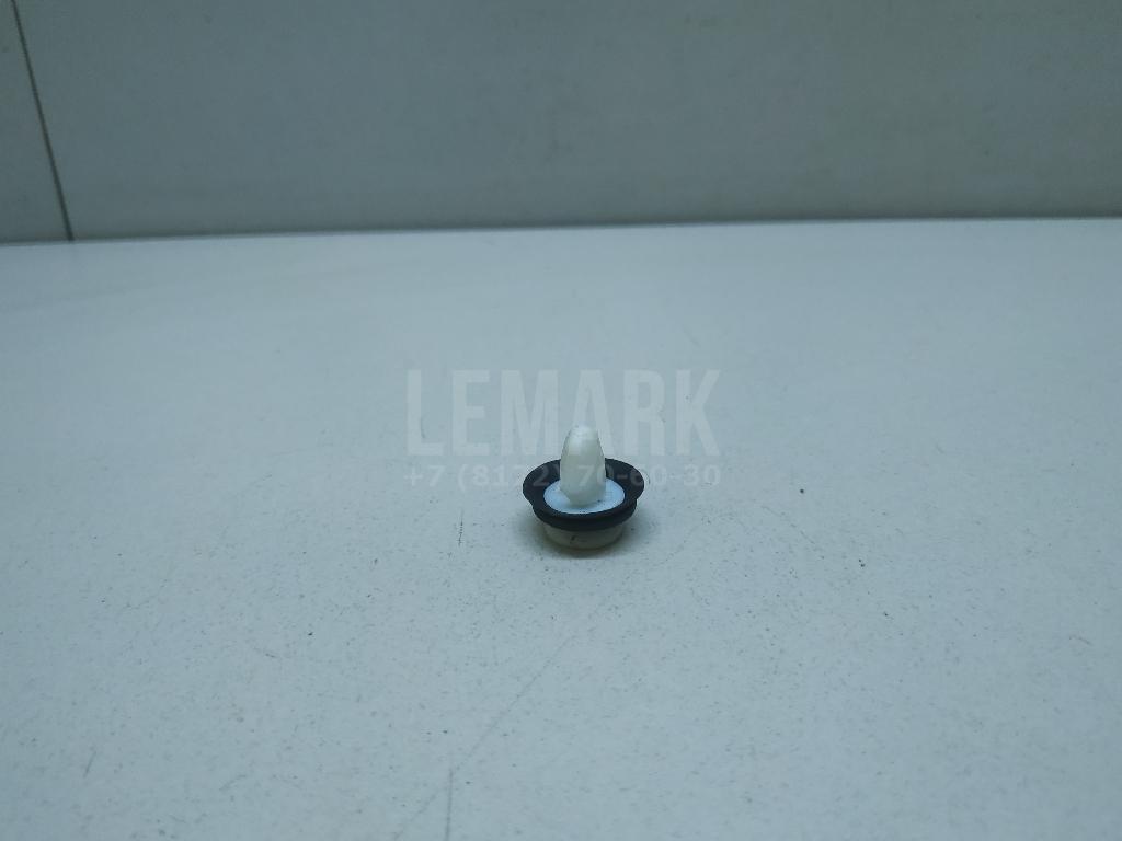 Крепеж (клоп) 4860409 Ford