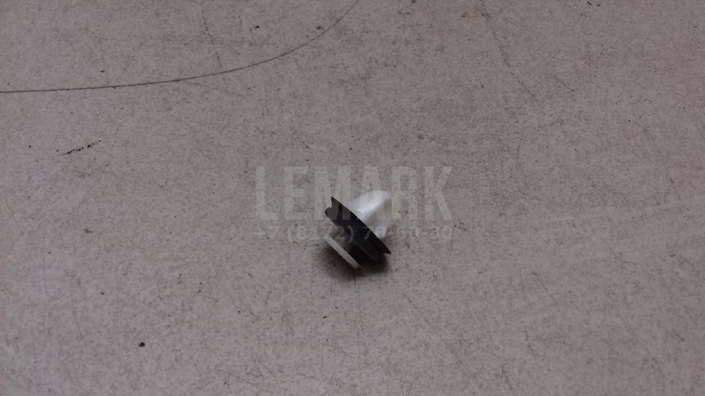 Крепеж (клоп) 4860409 Ford