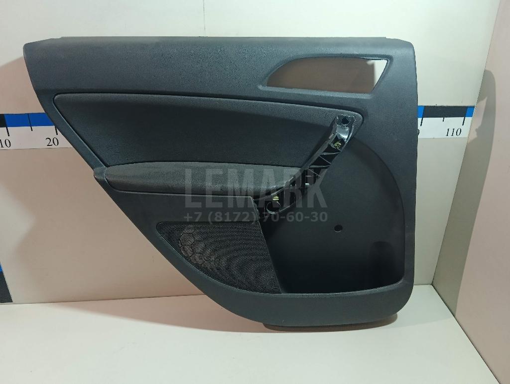 Обшивка двери задней левой 5L0867211 VAG