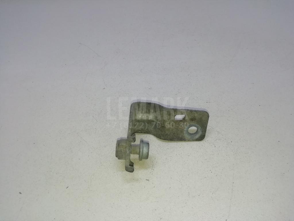 Кронштейн (сопут. товар) 5JA951181 VAG