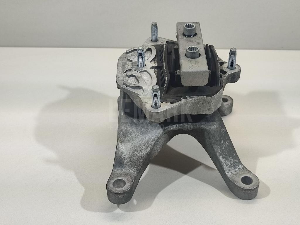 Опора КПП для  BMW Z4 E89 2009-2016