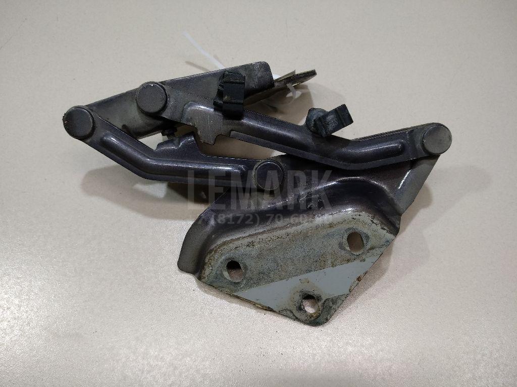 Петля капота правая 7L6823302A VAG