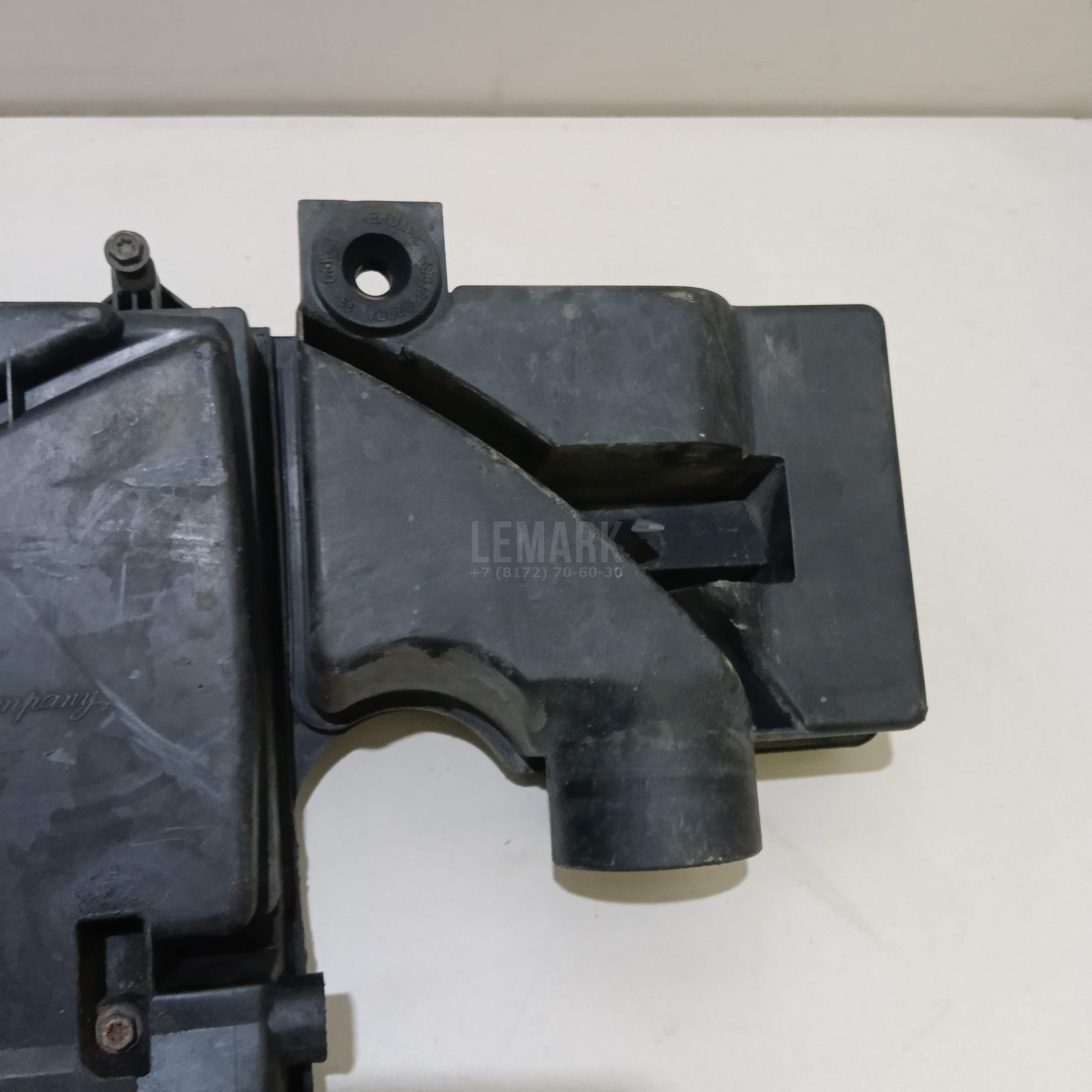 Корпус воздушного фильтра для  Ford Focus II 2005-2008
