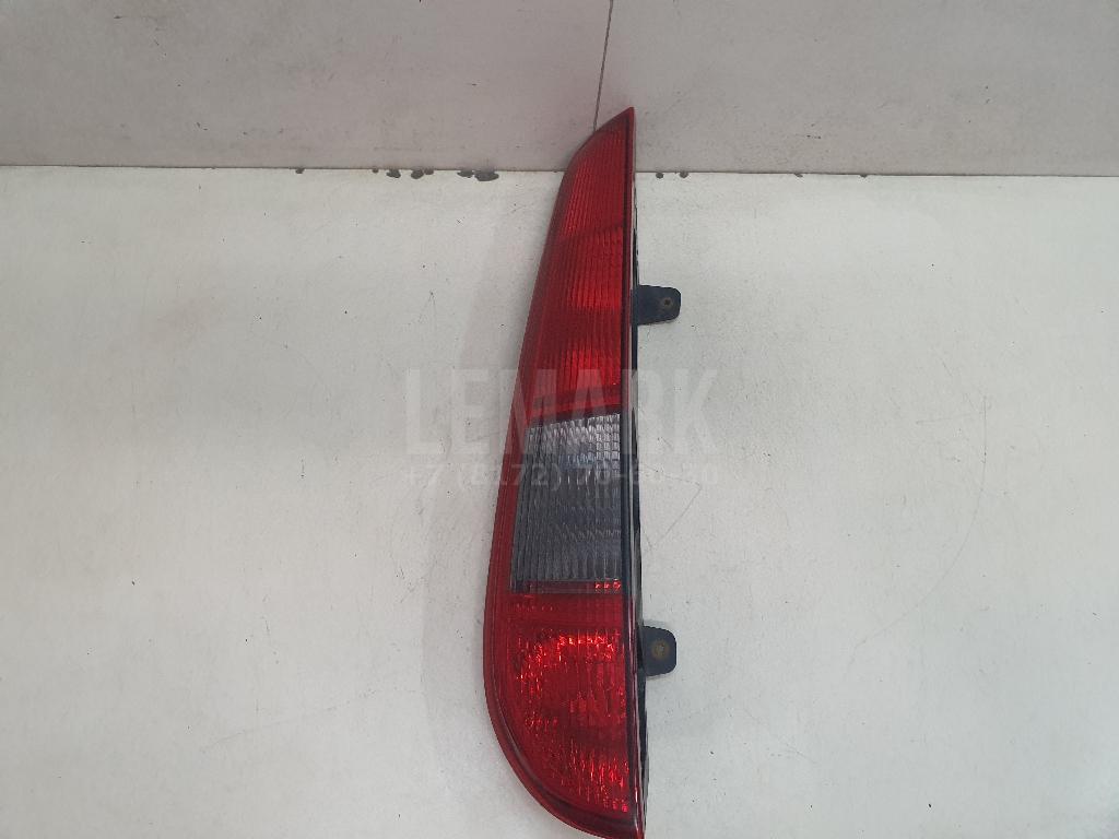 Фонарь задний правый 1499840 Ford