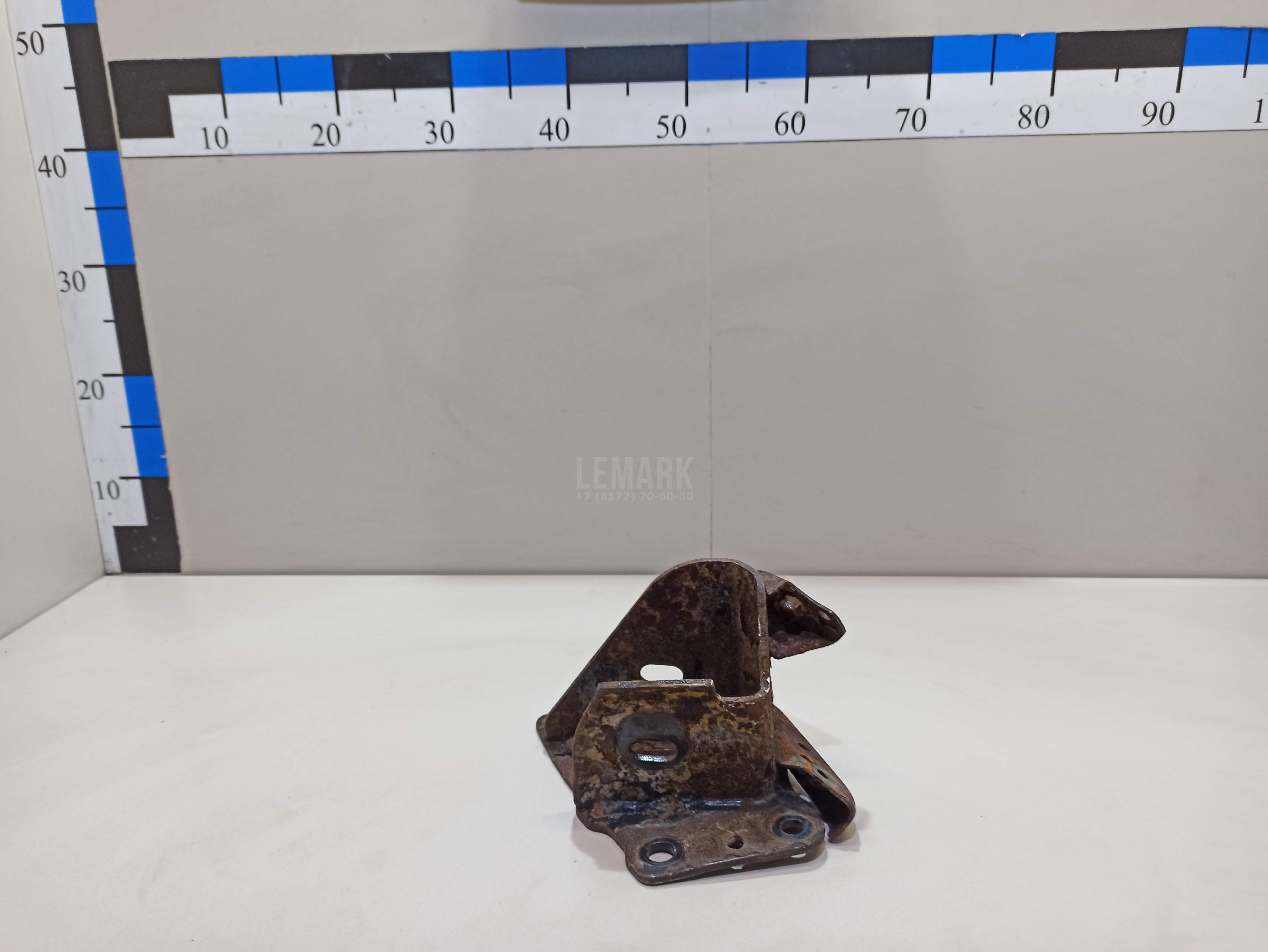 Кронштейн заднего рычага 55430JD000 Nissan
