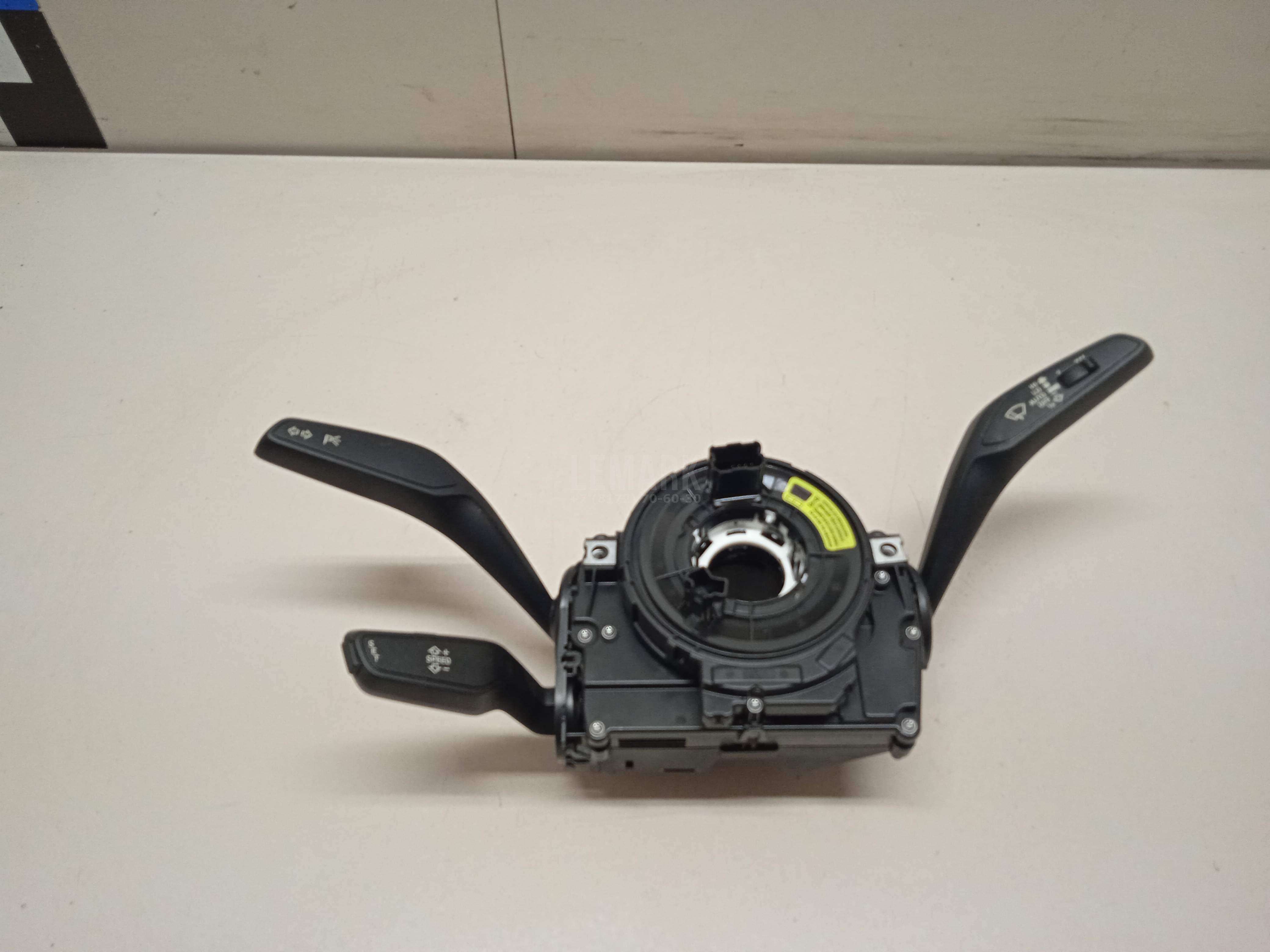Переключатель подрулевой в сборе для  BMW X3 E83 2004-2010