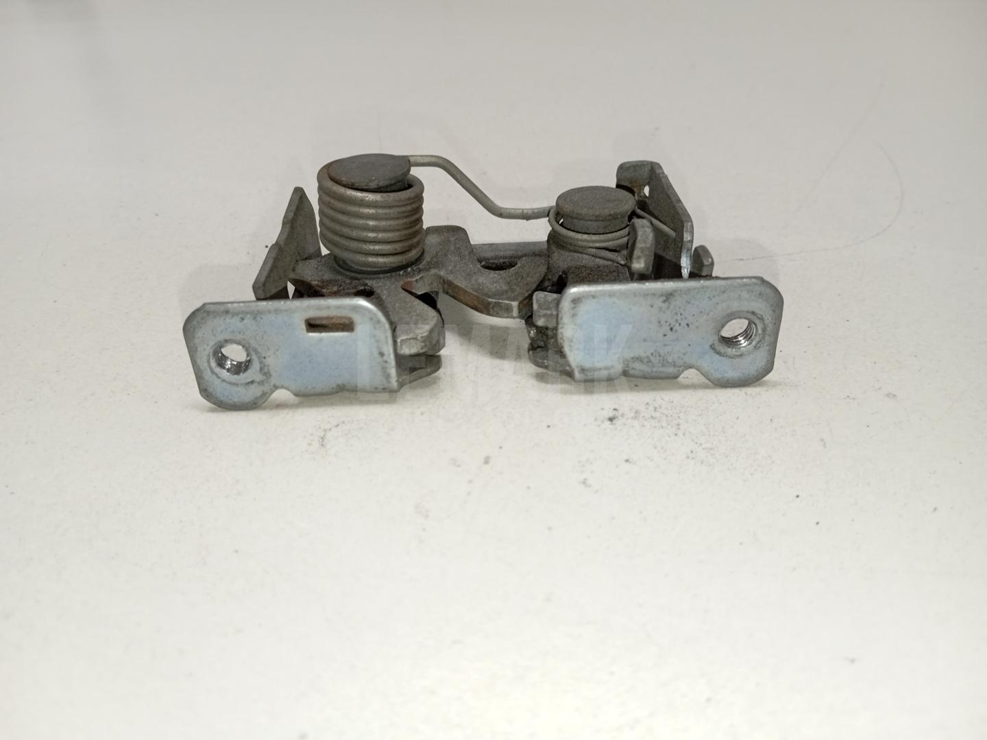 Замок капота для  Audi 80/90 [B4] 1991-1995