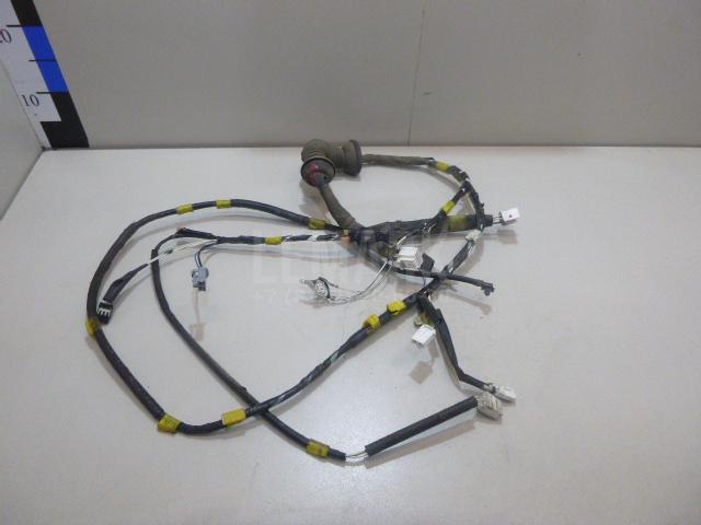 Проводка (коса) 8218442231 Toyota