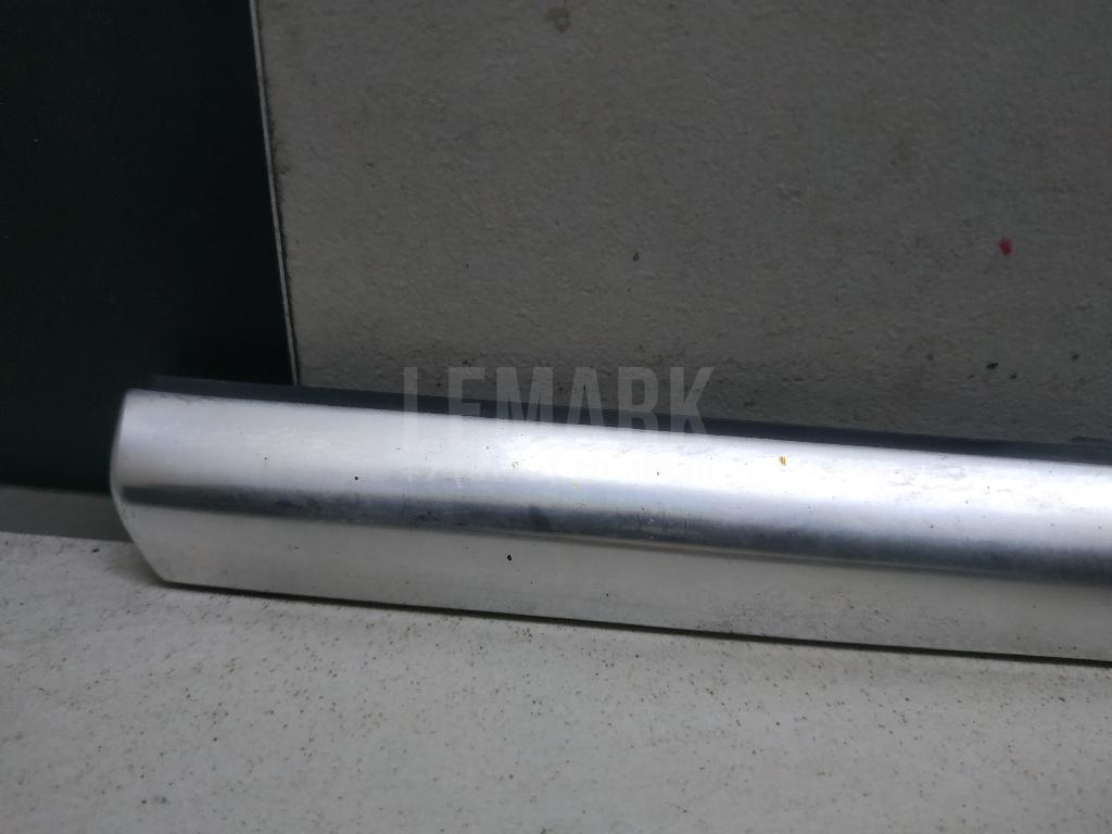 Накладка стекла переднего правого для  BMW X3 G01 2017-2024